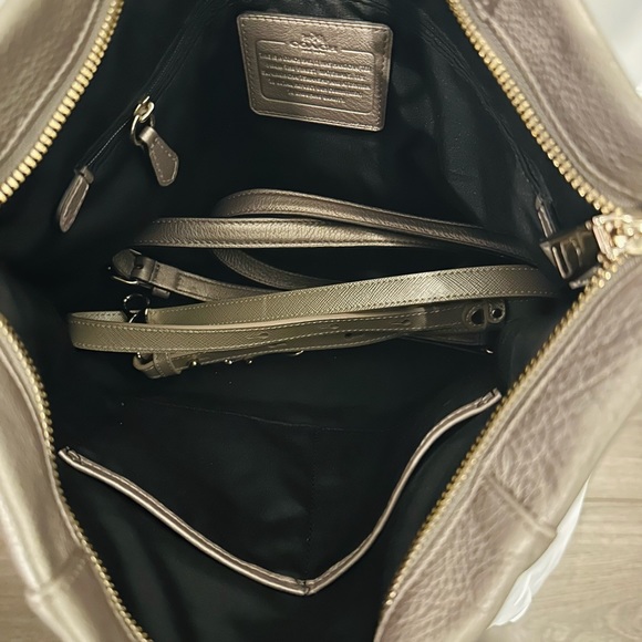 COACH Isabella Shoulder/Crossbody Bag,Pebble Leather,Light Metallic Champagne - Picture 7 of 15